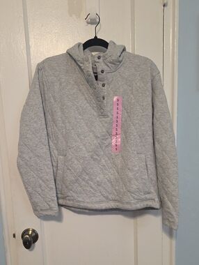 Lands' End Quilted Crew Pullover in Light Gray